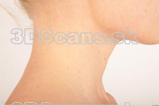 Photo reference of neck 0003